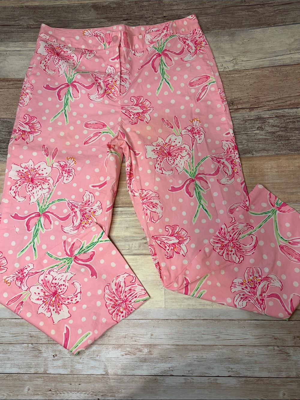 Lily Pulitzer Pink Floral Polka Dot pants capris 4 “Pulitzer Prize”